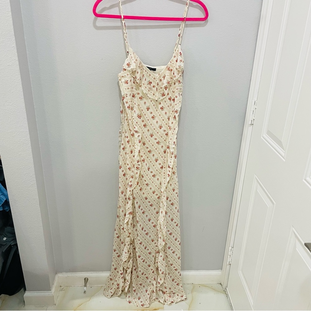Forever 21 Ruffled Maxi Length Dress Sleeveless Cream With Roses Womens Size M